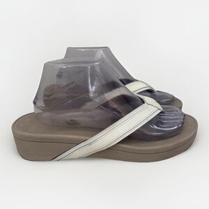 VIONIC Beige Nude High Tide Platform Sandals Flip Flop Beach Summer Women’s Sz 9